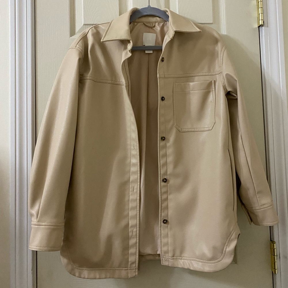 H&M Beige Faux Leather Shirt Jacket - Picture 2 of 6